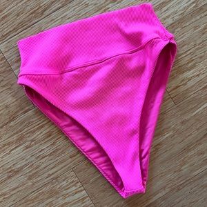 BEACH RIOT High-Waist Cheeky Bottom